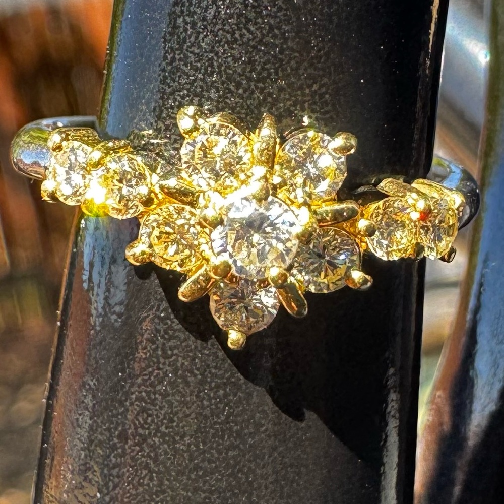 0.5 NATURAL Diamond Rositas Ring 2tone Solid K18 Gold & Platinum900 3.3grams